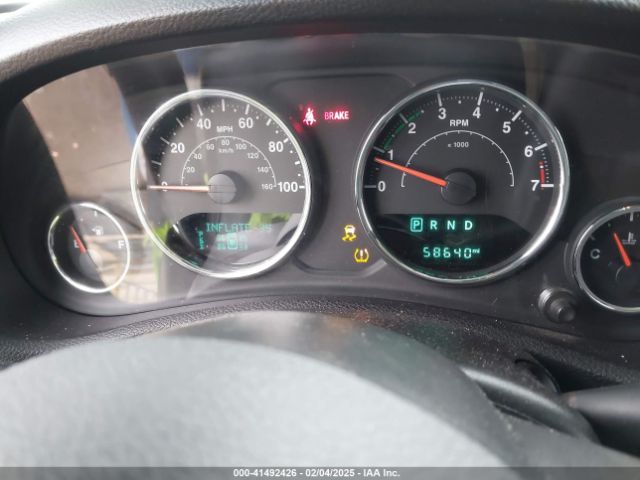 1C4BJWDG8HL751681 Jeep Wrangler Unlimited Sport