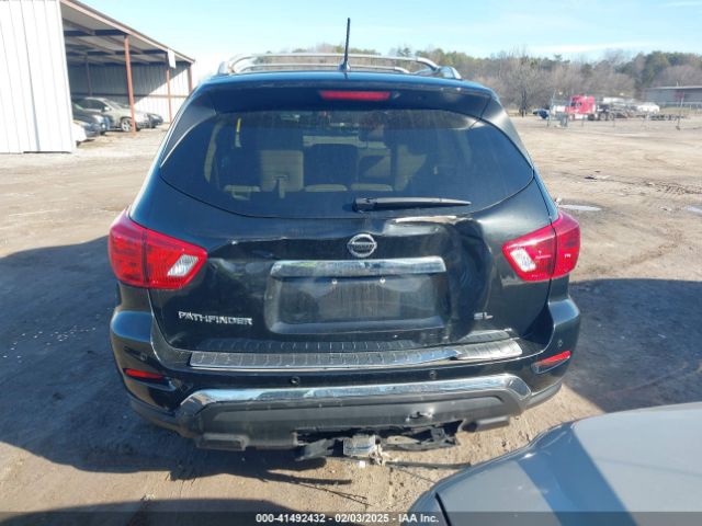 5N1DR2MN0JC675254 Nissan Pathfinder Sl