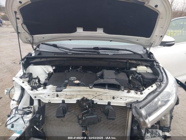 5TDDZRFH6JS899857 Toyota Highlander Limited Platinum