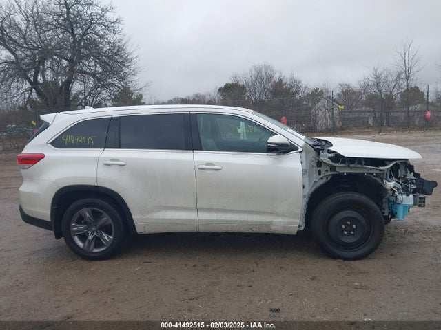 5TDDZRFH6JS899857 Toyota Highlander Limited Platinum