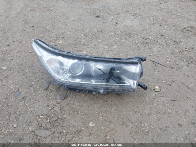 5TDDZRFH6JS899857 Toyota Highlander Limited Platinum