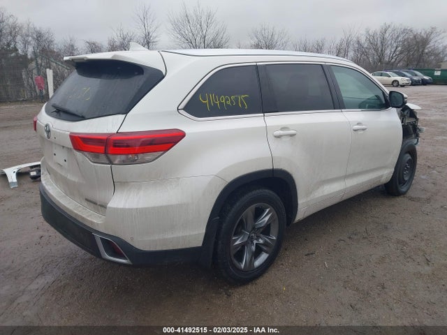 5TDDZRFH6JS899857 Toyota Highlander Limited Platinum