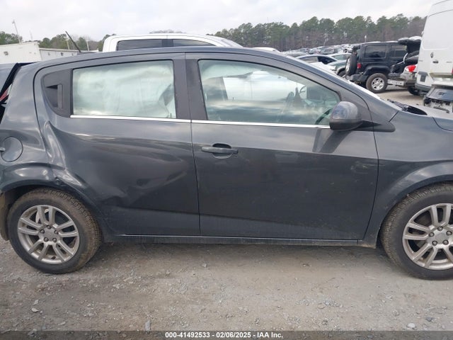 1G1JC6SH6G4103579 Chevrolet Sonic Lt Auto