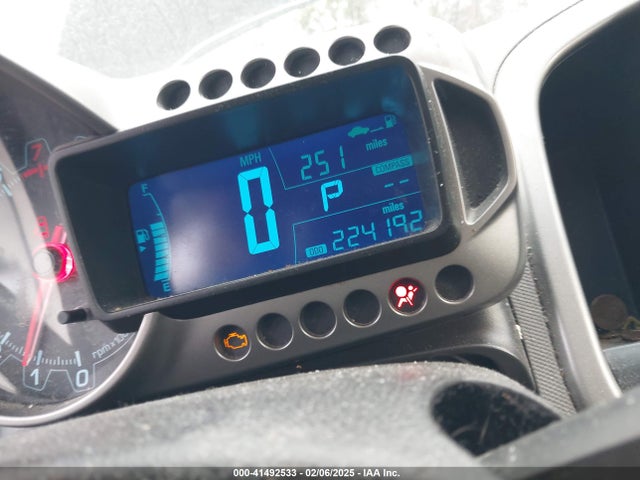 1G1JC6SH6G4103579 Chevrolet Sonic Lt Auto