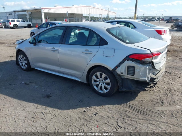 Toyota COROLLA LE 2021 5YFEPMAE6MP211881 Image 3