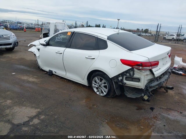 KIA Optima Lx 2018 KNAGT4L33J5198271 Image 3