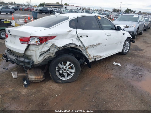 KIA Optima Lx 2018 KNAGT4L33J5198271 Image 4