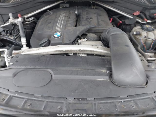 2018 BMW X5 5UXKR0C56J0X86666 Photo 9