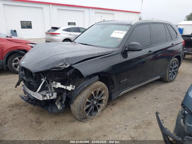 2018 BMW X5 5UXKR0C56J0X86666 Photo 1