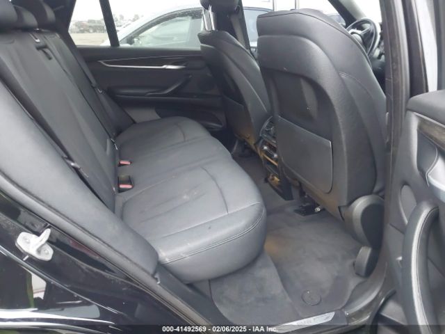 2018 BMW X5 5UXKR0C56J0X86666 Photo 7