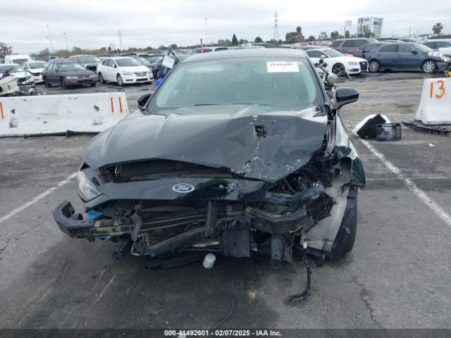 3FA6P0H71HR242871 Ford FUSION SE