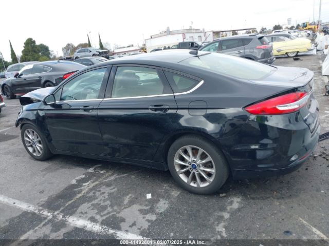 3FA6P0H71HR242871 Ford FUSION SE