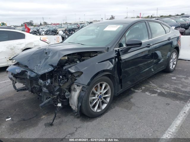 3FA6P0H71HR242871 Ford FUSION SE