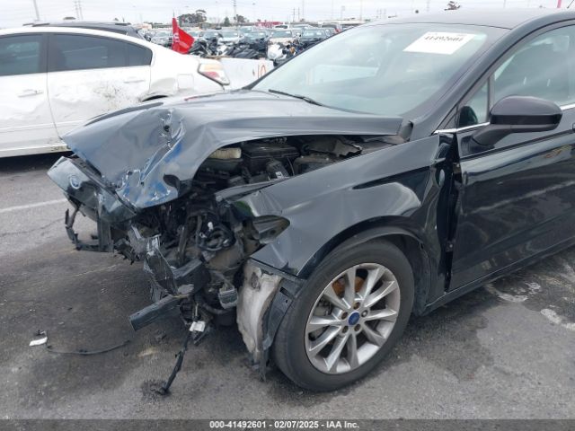 3FA6P0H71HR242871 Ford FUSION SE