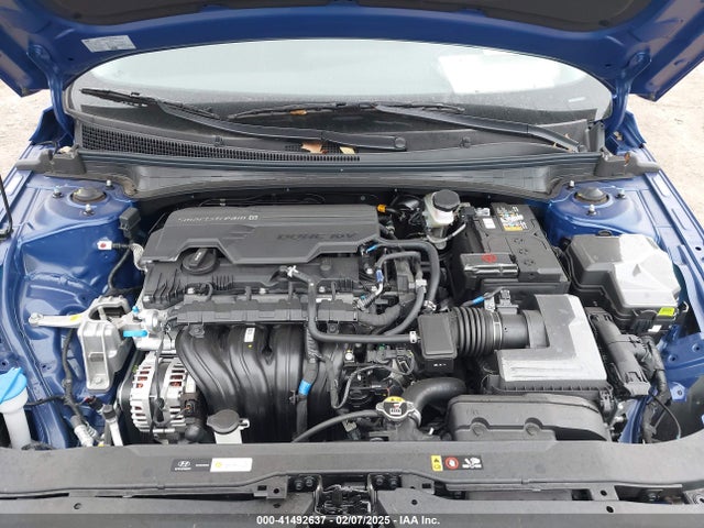 KMHLL4DG9SU917755 Hyundai ELANTRA SE