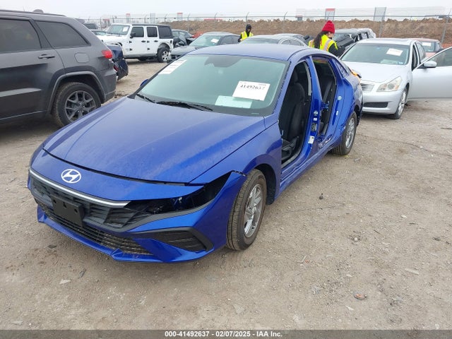 KMHLL4DG9SU917755 Hyundai ELANTRA SE