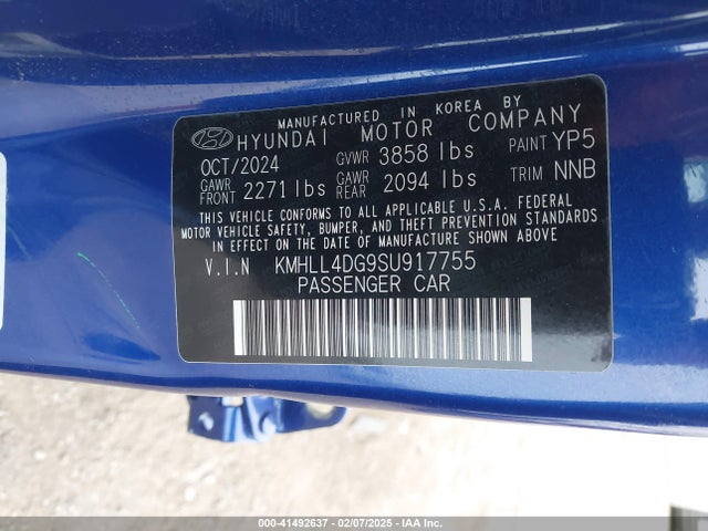 KMHLL4DG9SU917755 Hyundai ELANTRA SE