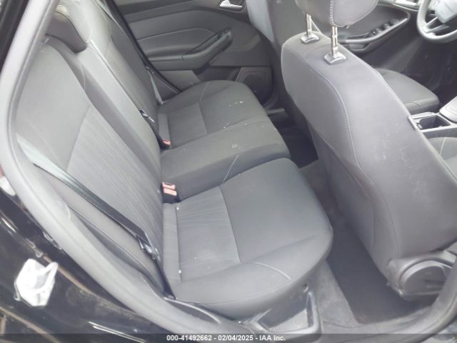 1FADP3M23JL285454 Ford FOCUS SEL