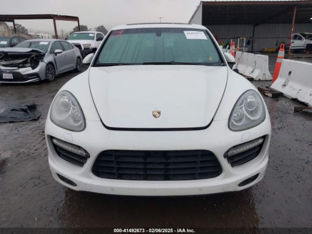 2013 PORSCHE CAYENNE WP1AC2A25DLA92877 Photo 5