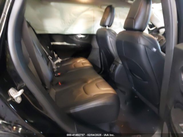1C4PJMMB3PD106265 Jeep Cherokee Altitude Lux 4x4