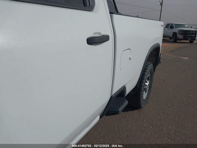 1GC1YLE73MF136579 Chevrolet Silverado 2500hd 4wd  Long Bed Wt