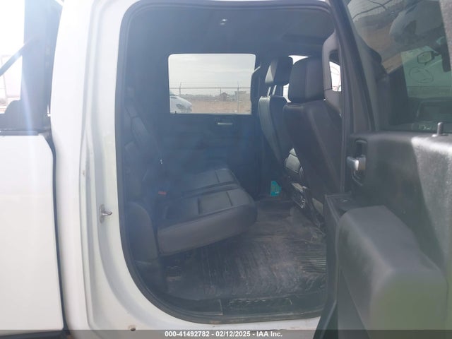 1GC1YLE73MF136579 Chevrolet Silverado 2500hd 4wd  Long Bed Wt