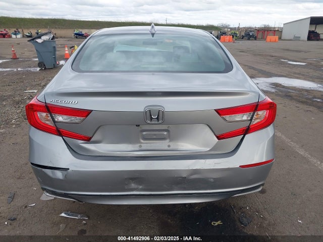 Honda ACCORD LX 2019 1HGCV1F12KA160013 Image 17