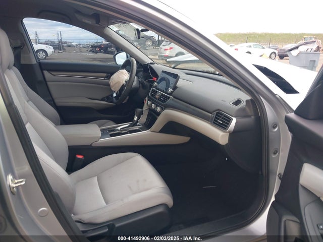 Honda ACCORD LX 2019 1HGCV1F12KA160013 Image 5