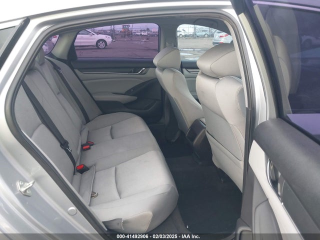 Honda ACCORD LX 2019 1HGCV1F12KA160013 Image 8