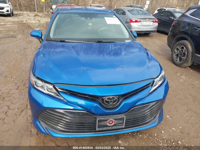 4T1B11HK1KU163507 Toyota CAMRY LE