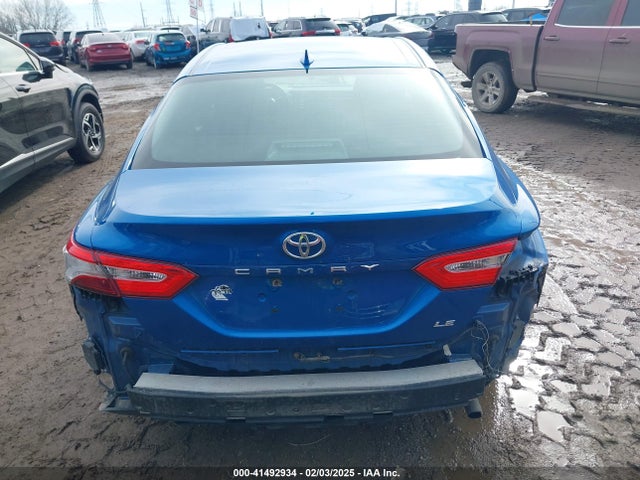 4T1B11HK1KU163507 Toyota CAMRY LE