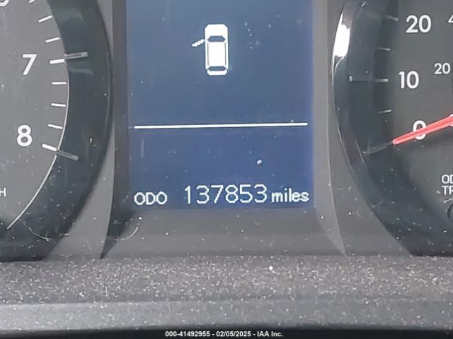 5TDKK3DC6FS528608 Toyota Sienna Le 8 Passenger