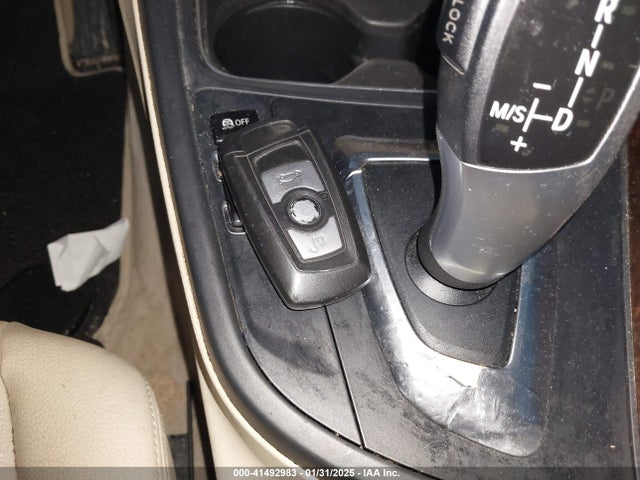 BMW 320 I 2014 WBA3B1G53ENS79465 Image 11