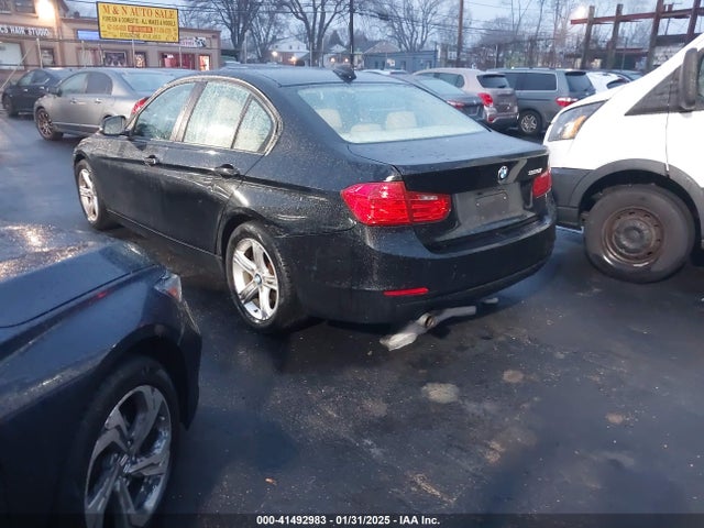 BMW 320 I 2014 WBA3B1G53ENS79465 Image 3