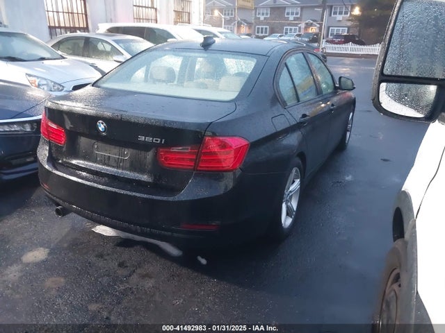 BMW 320 I 2014 WBA3B1G53ENS79465 Image 4