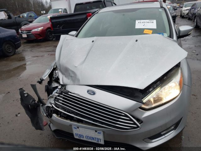 1FADP3N27JL316865 Ford Focus Titanium