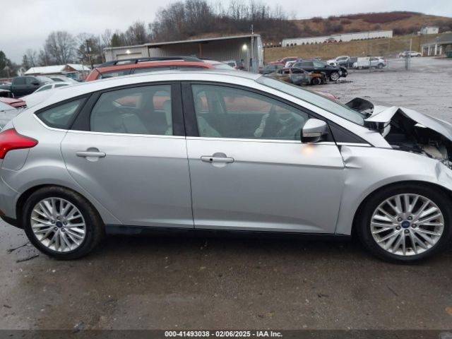 1FADP3N27JL316865 Ford Focus Titanium
