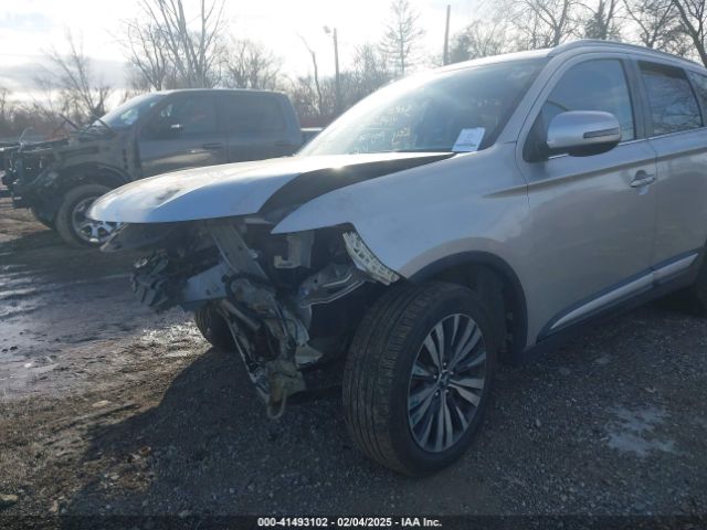 2019 MITSUBISHI OUTLANDER JA4AD3A36KZ028378 Photo 5