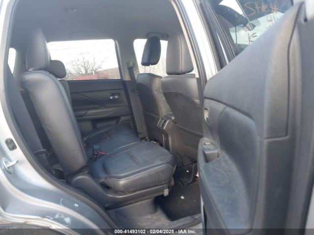 2019 MITSUBISHI OUTLANDER JA4AD3A36KZ028378 Photo 7