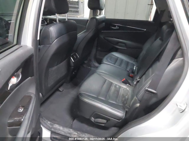 5XYPHDA51GG068207 KIA Sorento 3.3l Ex