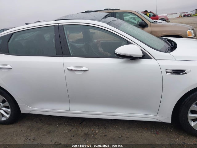 KIA OPTIMA EX 2017 5XXGU4L35HG151426 Image 14