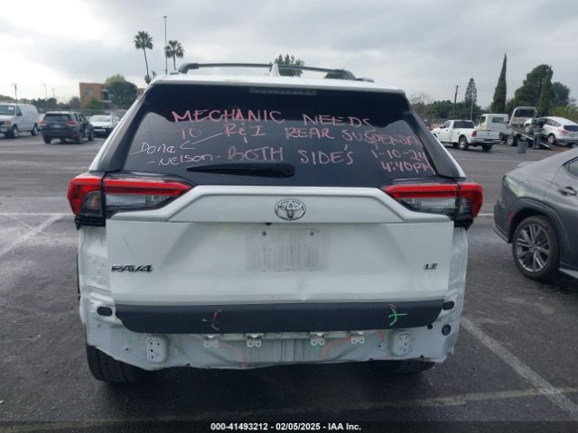 JTMH1RFVXLD054071 Toyota RAV4 LE