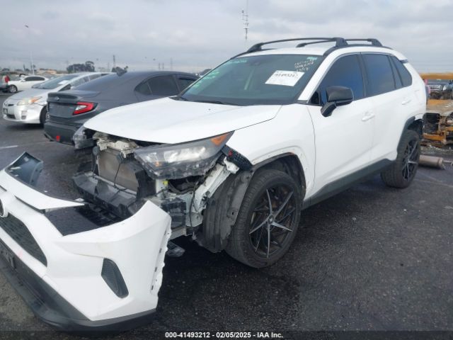 JTMH1RFVXLD054071 Toyota RAV4 LE