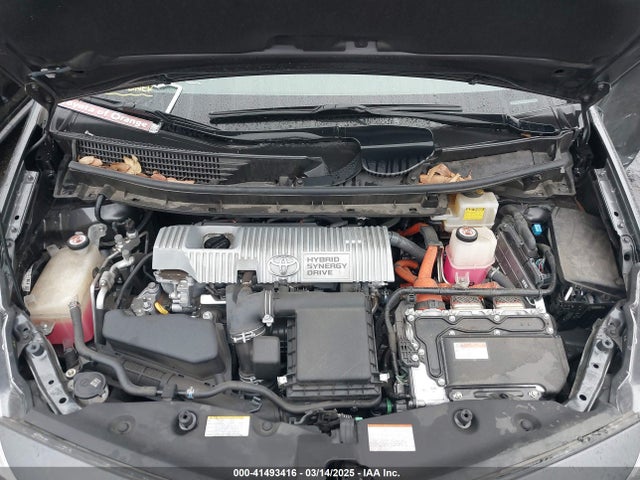 Toyota Prius V Two 2017 JTDZN3EU6HJ069884 Image 10