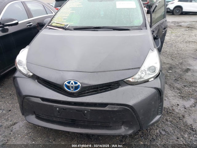Toyota Prius V Two 2017 JTDZN3EU6HJ069884 Image 13