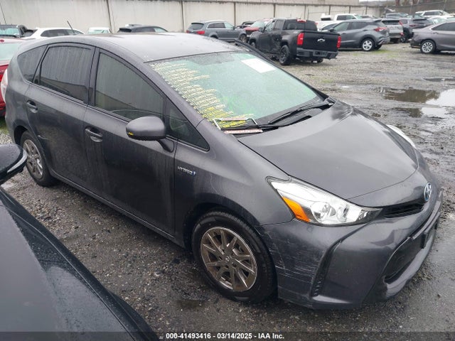 Toyota Prius V Two 2017 JTDZN3EU6HJ069884 Image 14