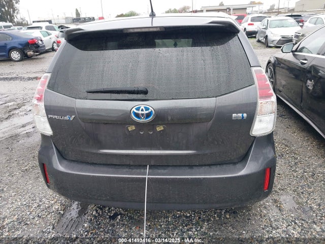 Toyota Prius V Two 2017 JTDZN3EU6HJ069884 Image 17