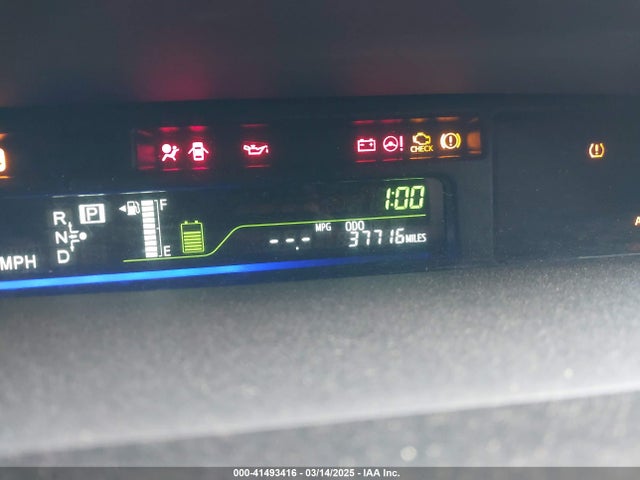 Toyota Prius V Two 2017 JTDZN3EU6HJ069884 Image 7