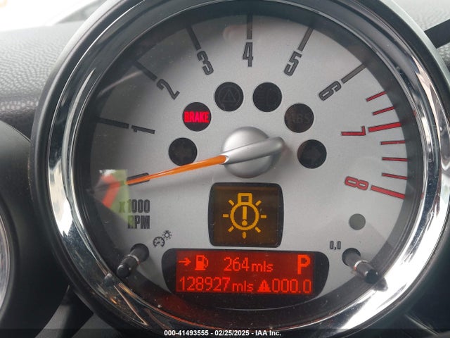 2010 MINI COOPER S WMWMS3C56ATY08712 Photo 6