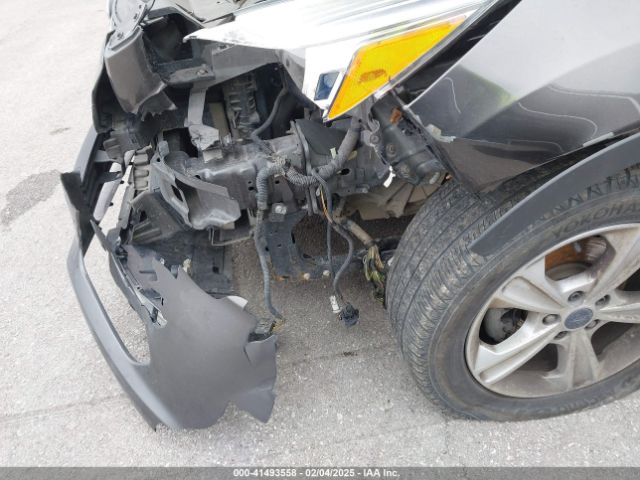 1FMCU0G71FUC54978 Ford ESCAPE SE